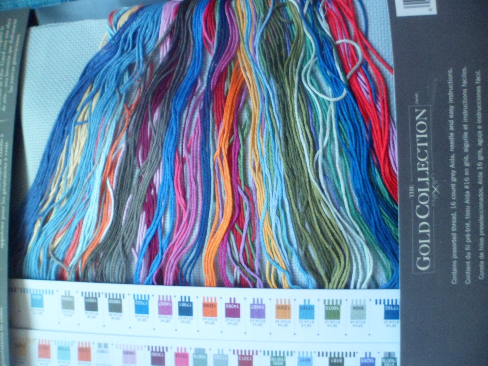 Дименшенс нитки фото. Номера мулине дименшенс. 65074 dimensions нитки. Нитки dimensions. Дименшенс нитки 16880.